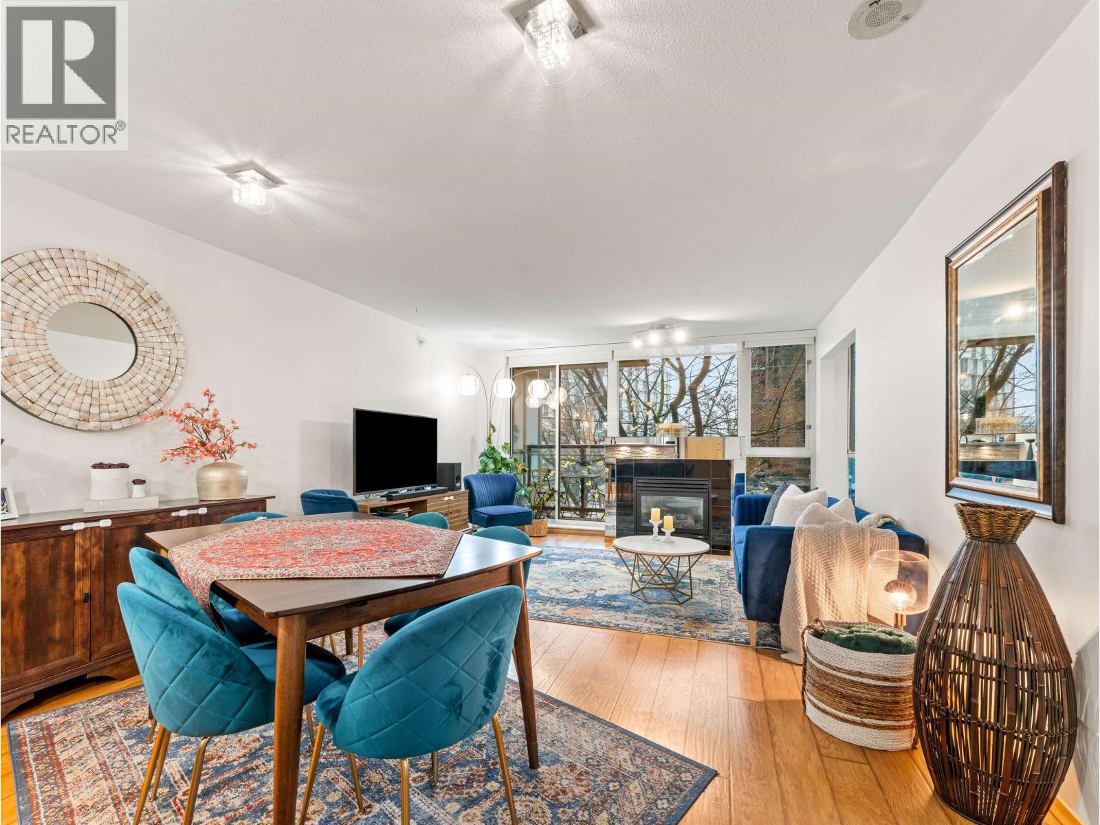 306 1328 W PENDER STREET, Vancouver, British Columbia