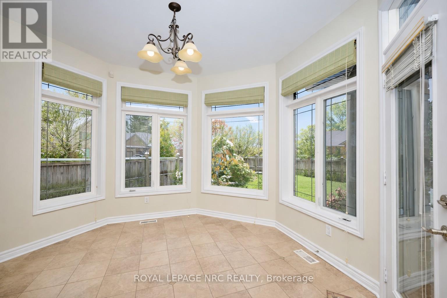 45 Timber Creek Crescent, Pelham, Ontario  L3E 0P3 - Photo 17 - X12957564