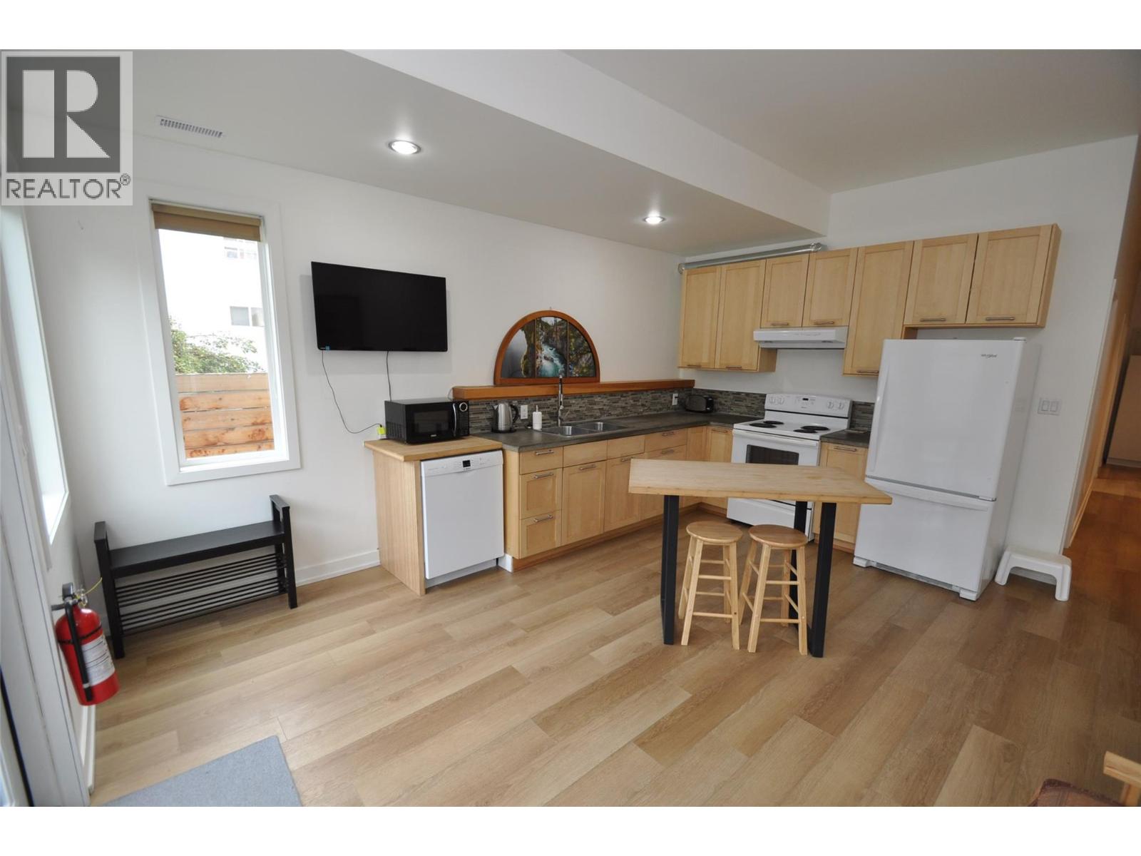 1211 Front Street, Nelson, British Columbia  V1L 4C1 - Photo 43 - 10371812