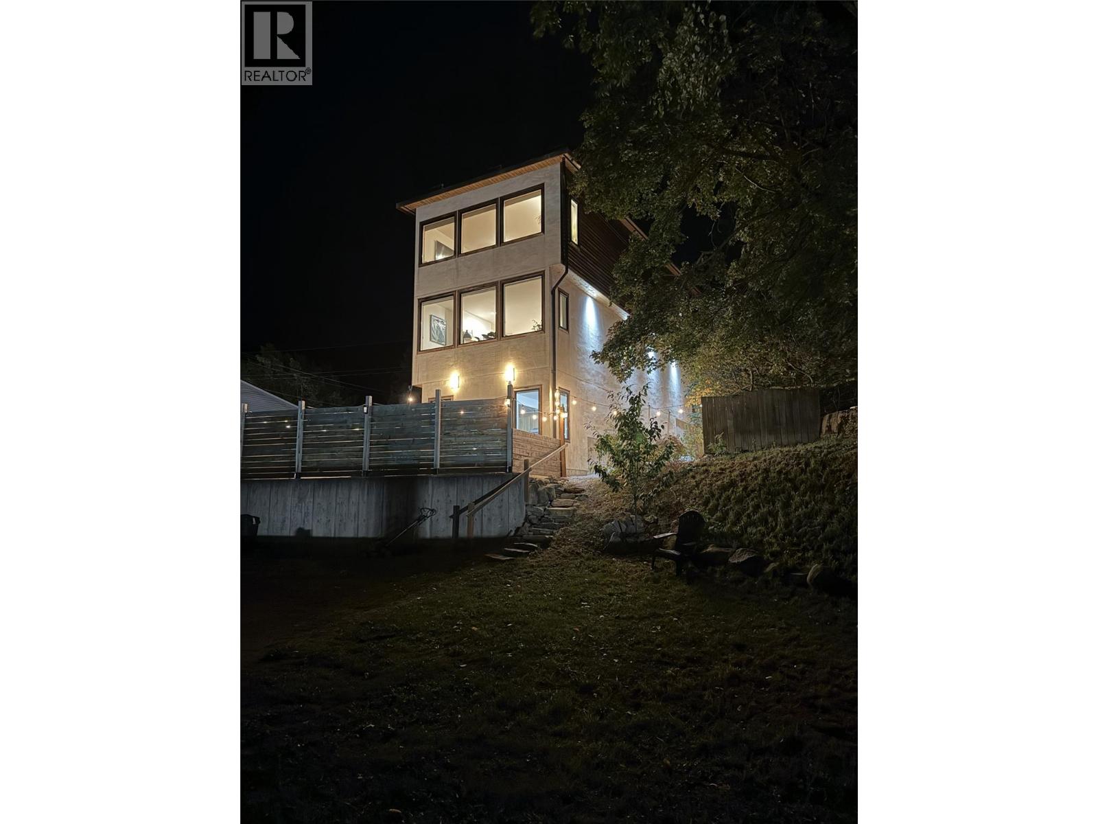 1211 Front Street, Nelson, British Columbia  V1L 4C1 - Photo 52 - 10371812