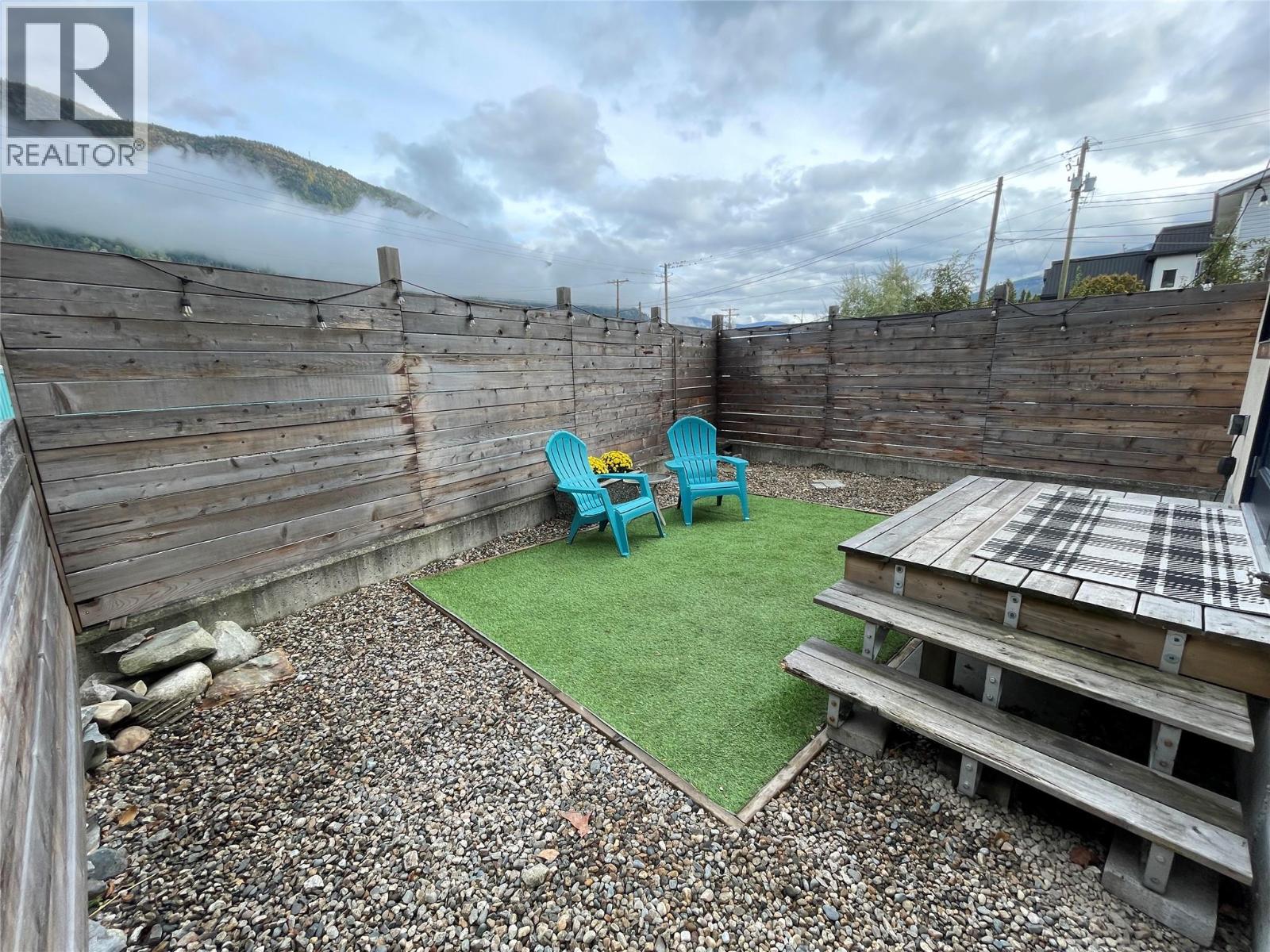 1211 Front Street, Nelson, British Columbia  V1L 4C1 - Photo 48 - 10371812