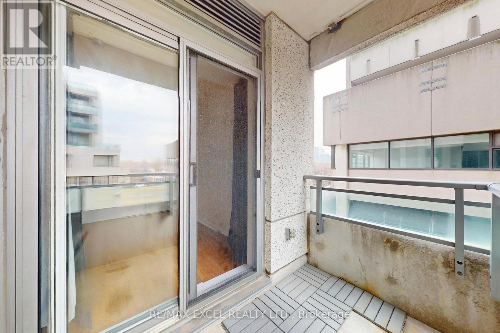 415 - 736 Spadina Avenue, Toronto, Ontario  M5S 2J6 - Photo 29 - C12962286