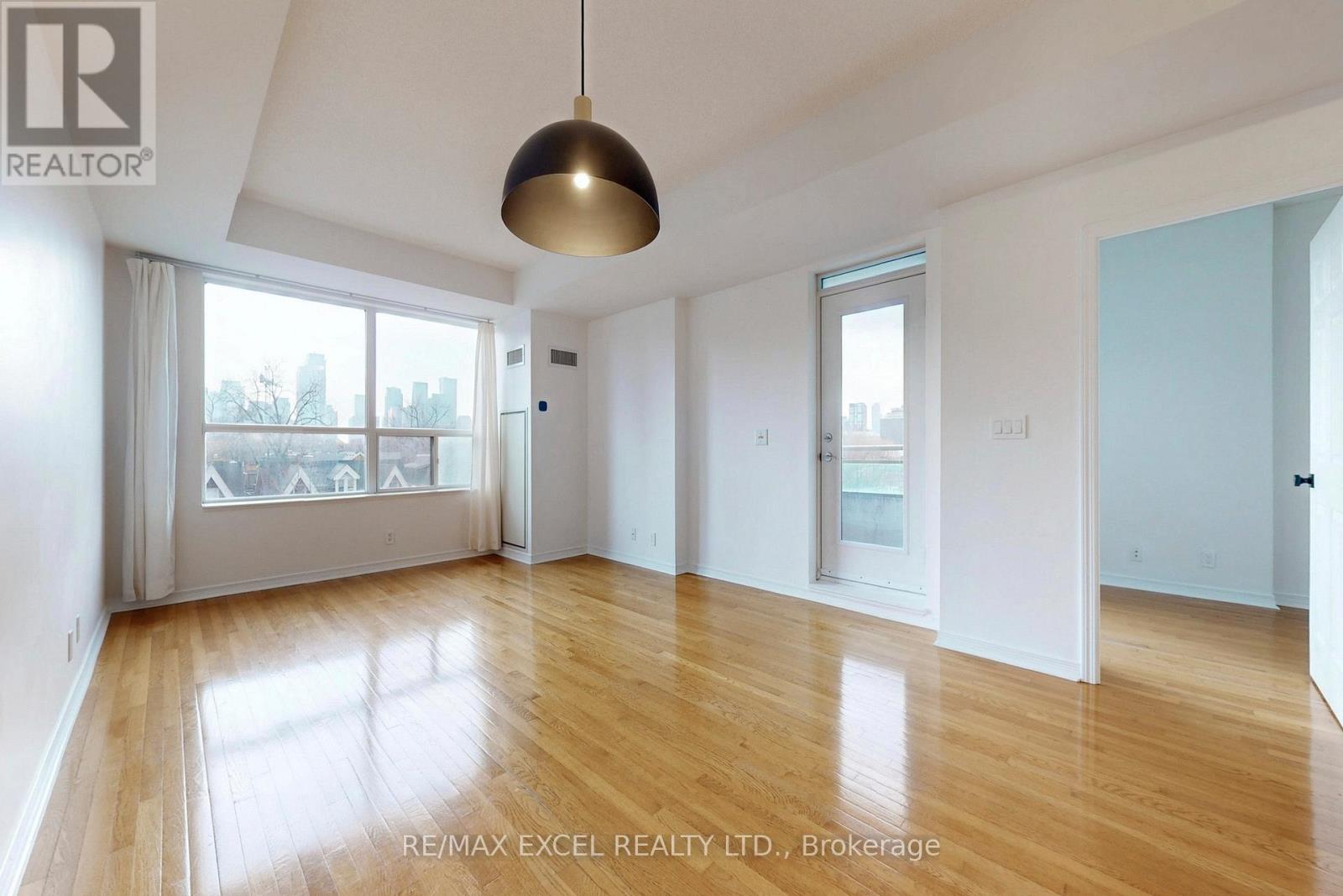 415 - 736 Spadina Avenue, Toronto, Ontario  M5S 2J6 - Photo 8 - C12962286