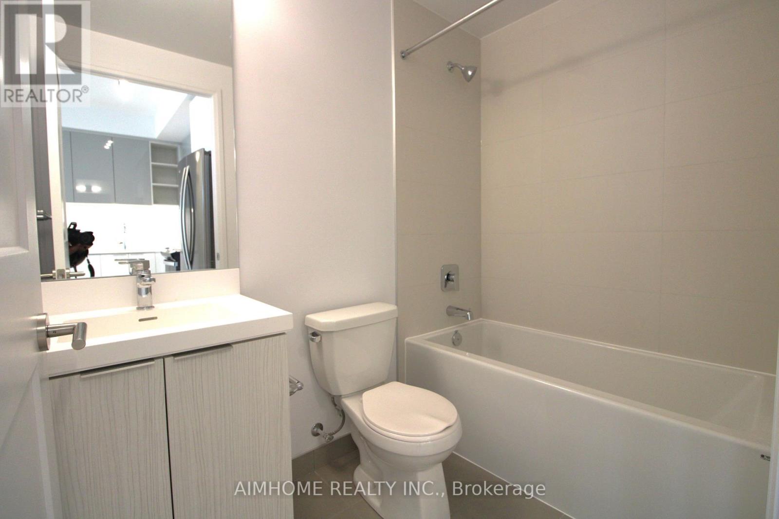 1020 - 50 Dunfield Avenue, Toronto, Ontario  M4S 0E4 - Photo 19 - C12962306