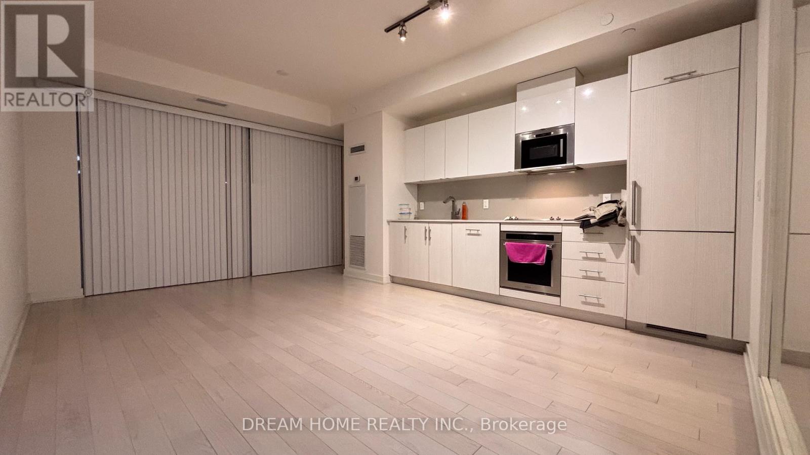 816 - 330 Richmond Street W, Toronto, Ontario  M5V 1X2 - Photo 10 - C12962308