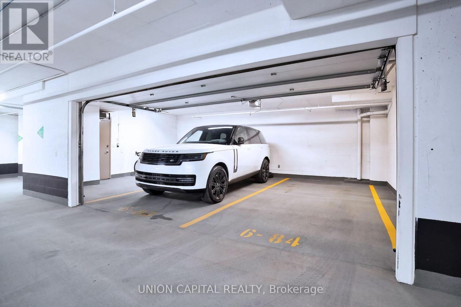 5508 - 180 University Avenue, Toronto, Ontario  M5H 0A2 - Photo 32 - C12959530