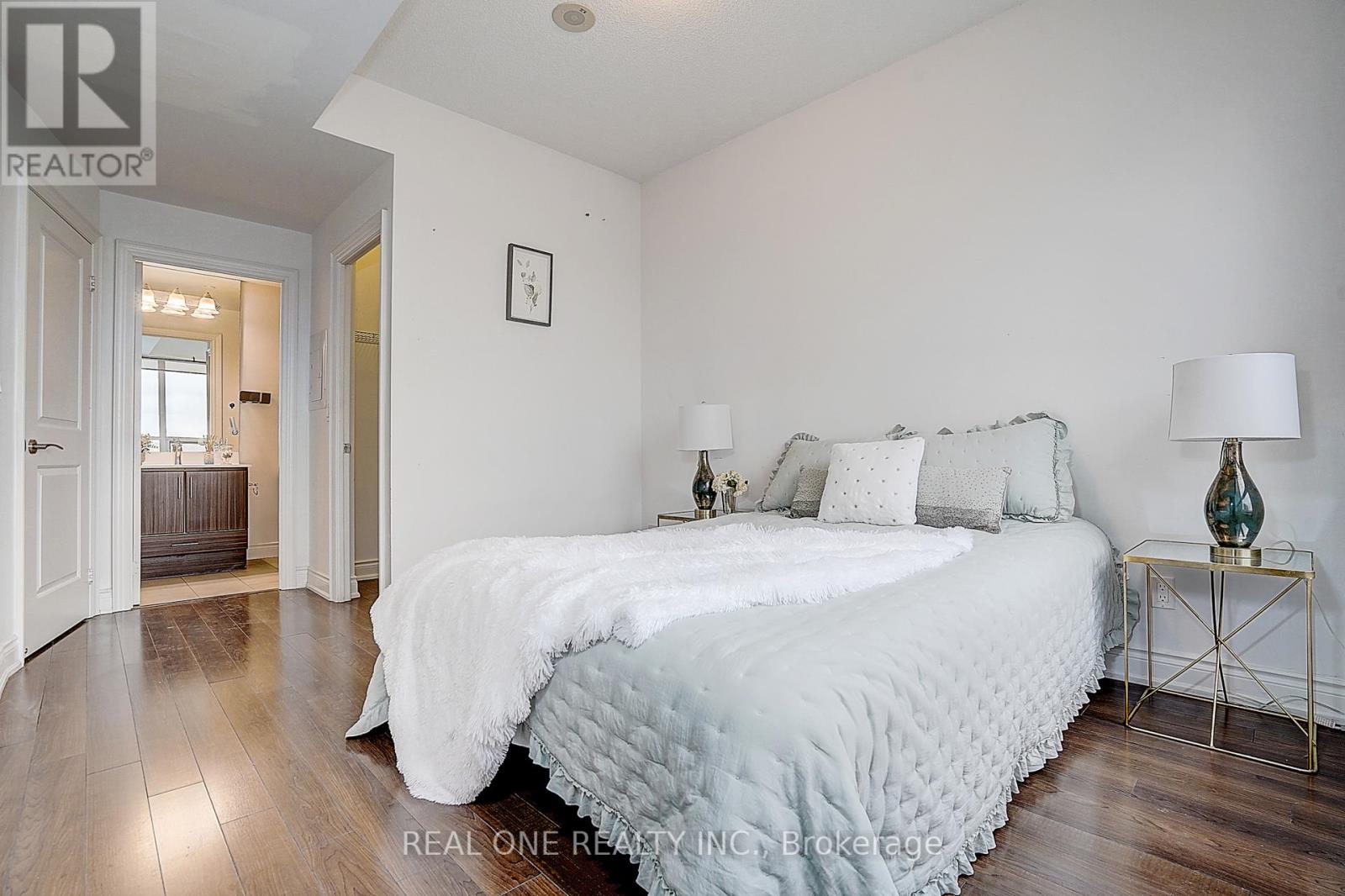 606 - 89 South Town Centre Boulevard, Markham, Ontario  L6G 0E8 - Photo 12 - N12962290