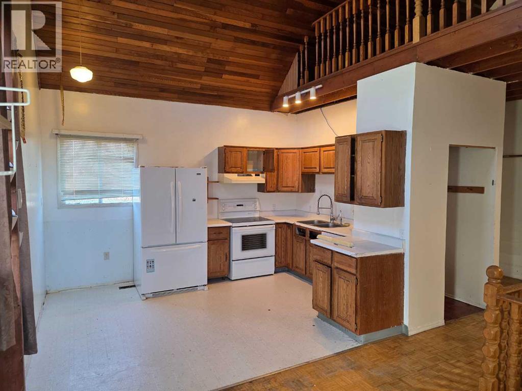 5033 48 Street, Sedgewick, Alberta  T0B 4C0 - Photo 12 - A2262440