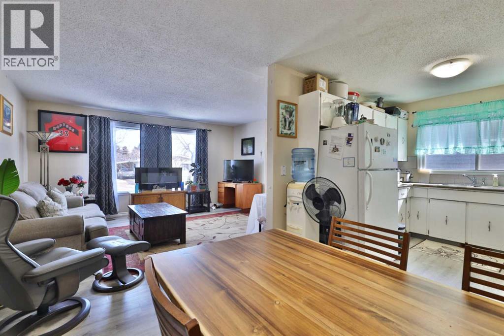 6403a 49 Avenue, Camrose, Alberta  T4V 0P6 - Photo 10 - A2299193