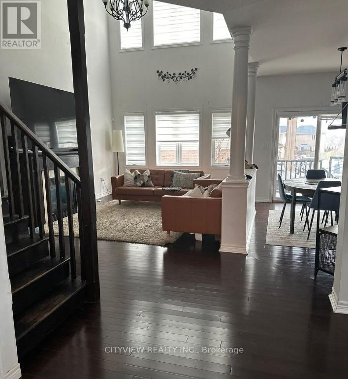 7 Woodvalley Court, Hamilton, Ontario  L9B 0A8 - Photo 6 - X12962294