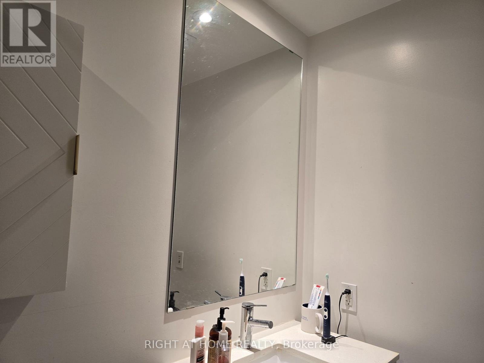 914 - 50 Power Street, Toronto, Ontario  M5A 0V3 - Photo 8 - C12954776