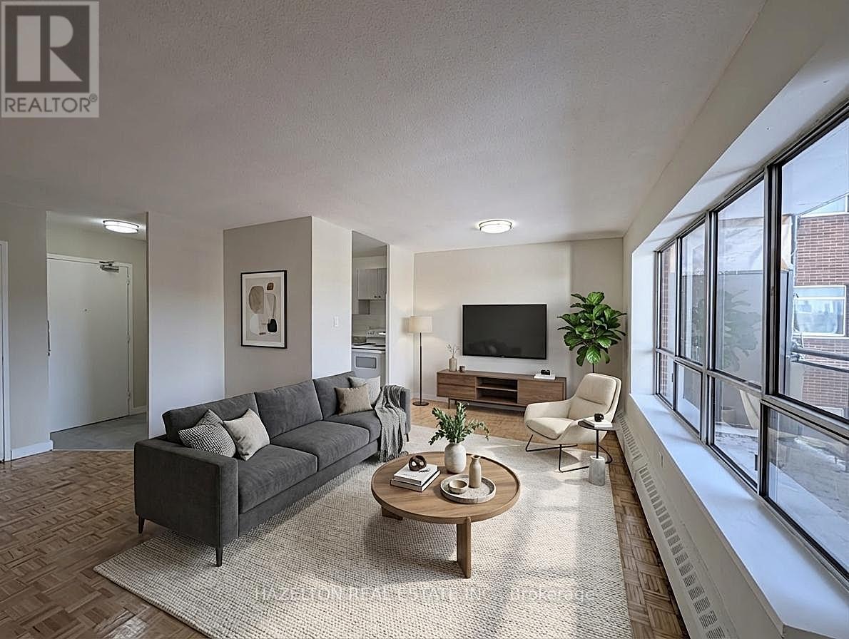 521 - 1901 MARTIN GROVE ROAD, Toronto, Ontario