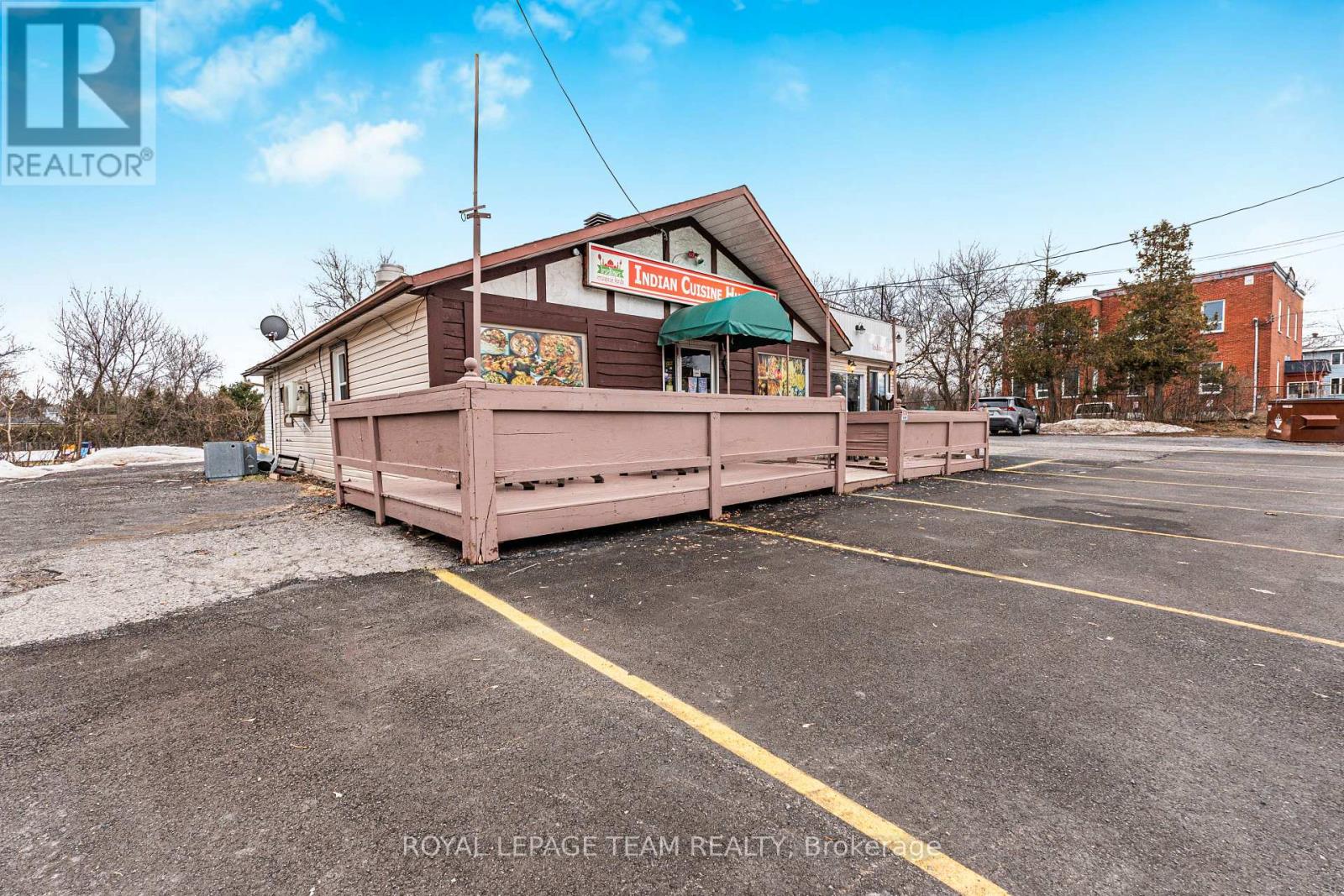 655 Laurier Street, Clarence-Rockland, Ontario  K4K 1E7 - Photo 3 - X12962332