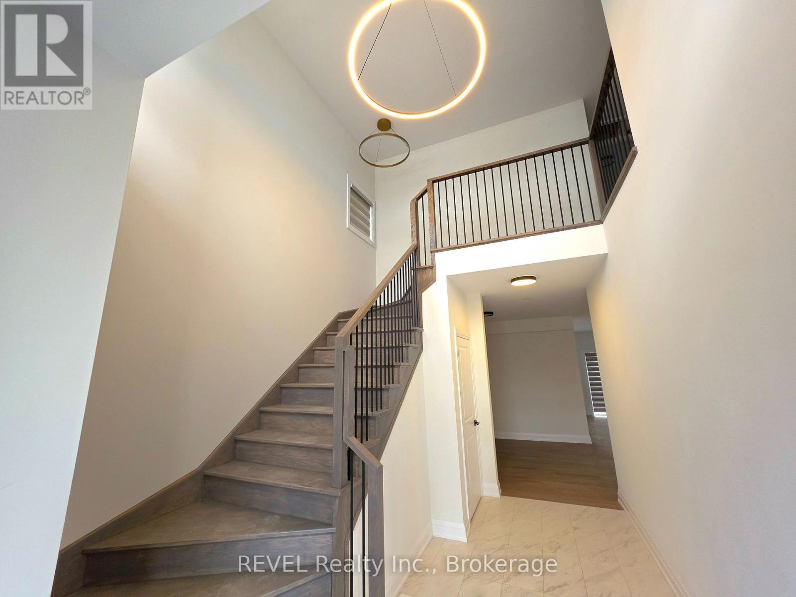 6438 Sunshine Common, Niagara Falls, Ontario  L2G 0E4 - Photo 2 - X12962336