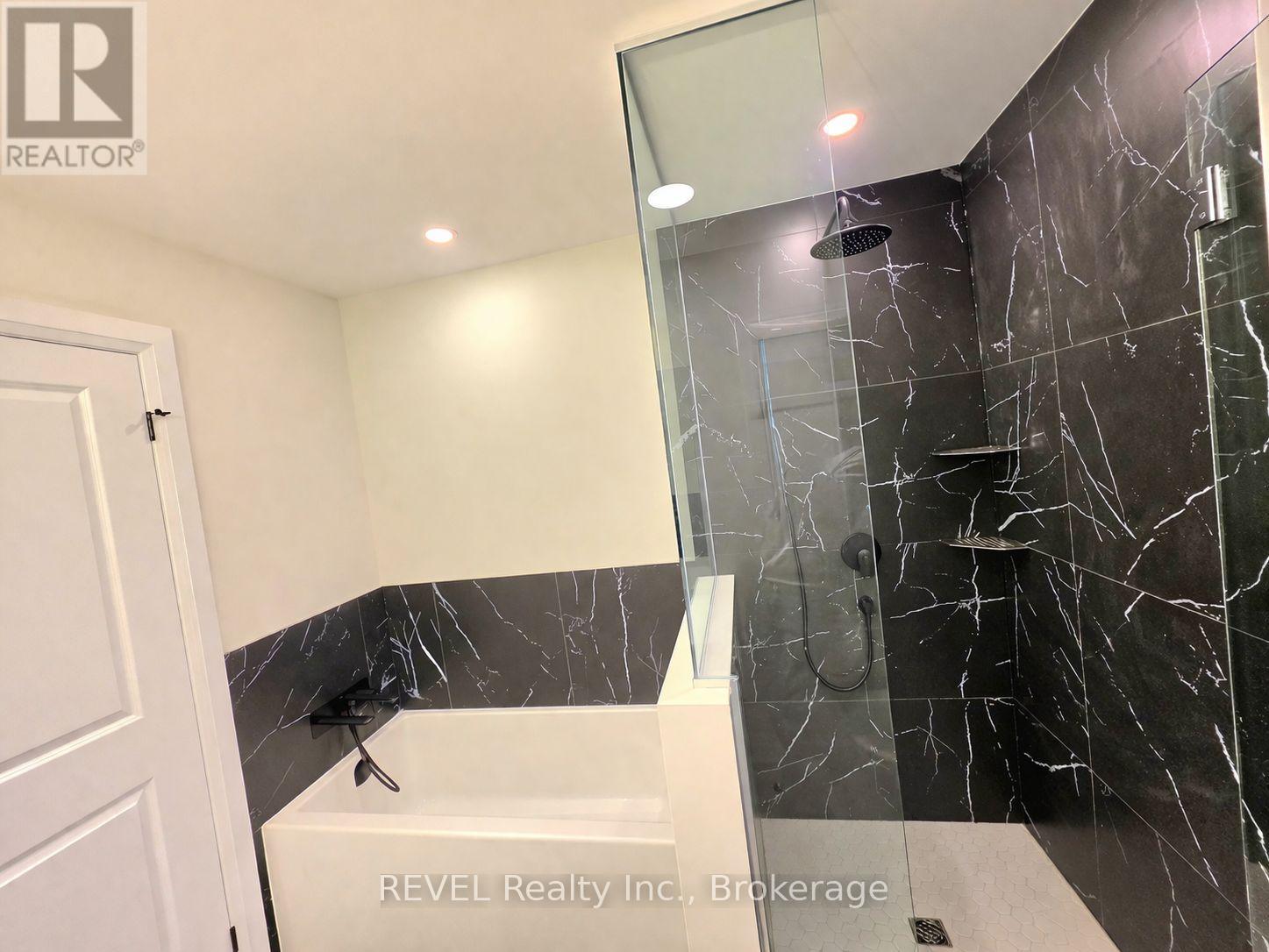 6438 Sunshine Common, Niagara Falls, Ontario  L2G 0E4 - Photo 20 - X12962336