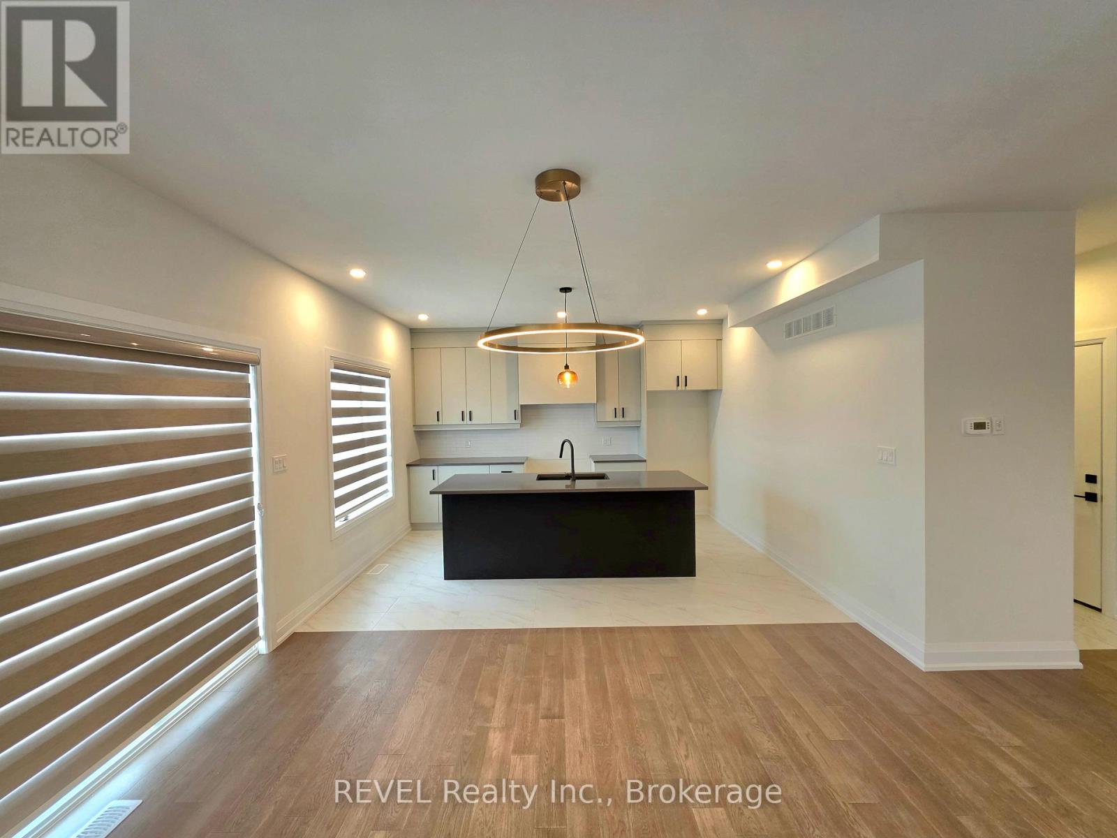 6438 Sunshine Common, Niagara Falls, Ontario  L2G 0E4 - Photo 6 - X12962336