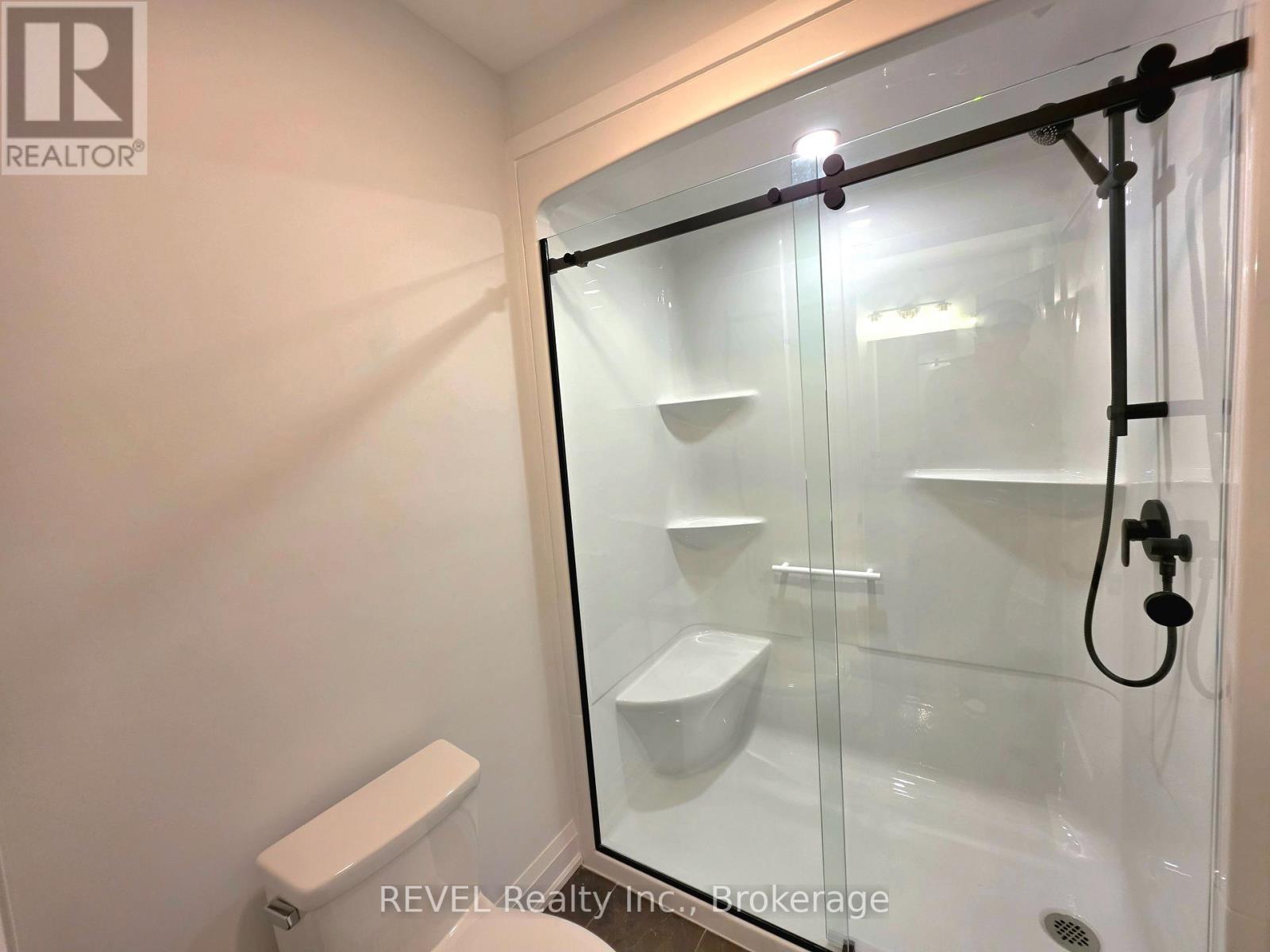 6370 Sunshine Common, Niagara Falls, Ontario  L2G 0E4 - Photo 18 - X12962364