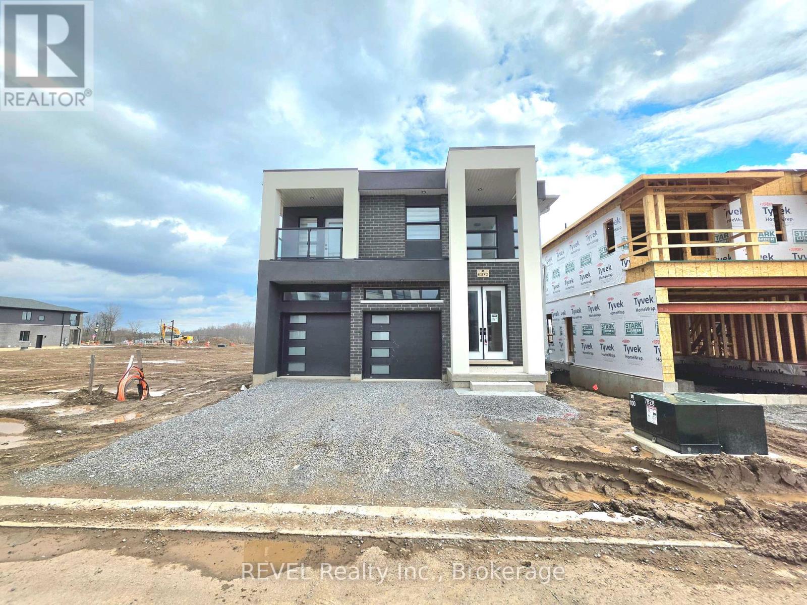 6370 Sunshine Common, Niagara Falls, Ontario  L2G 0E4 - Photo 2 - X12962364