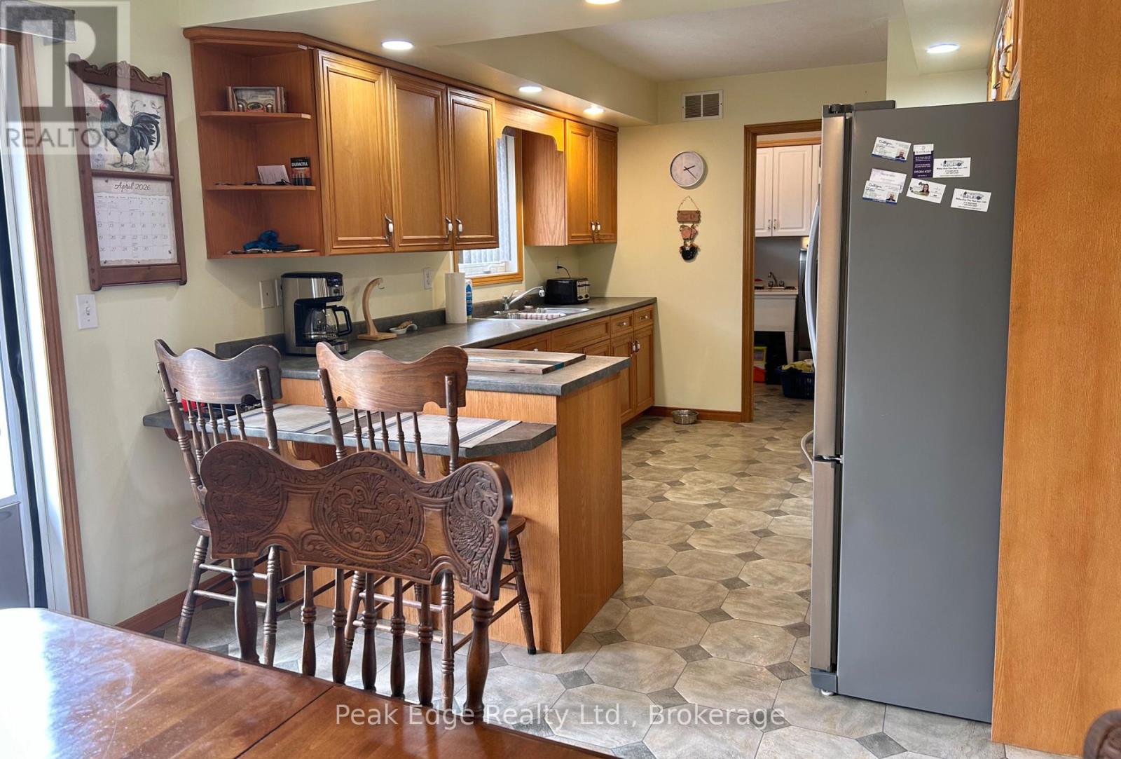 397 1st Street S, Hanover, Ontario  N4N 3T8 - Photo 11 - X12962328