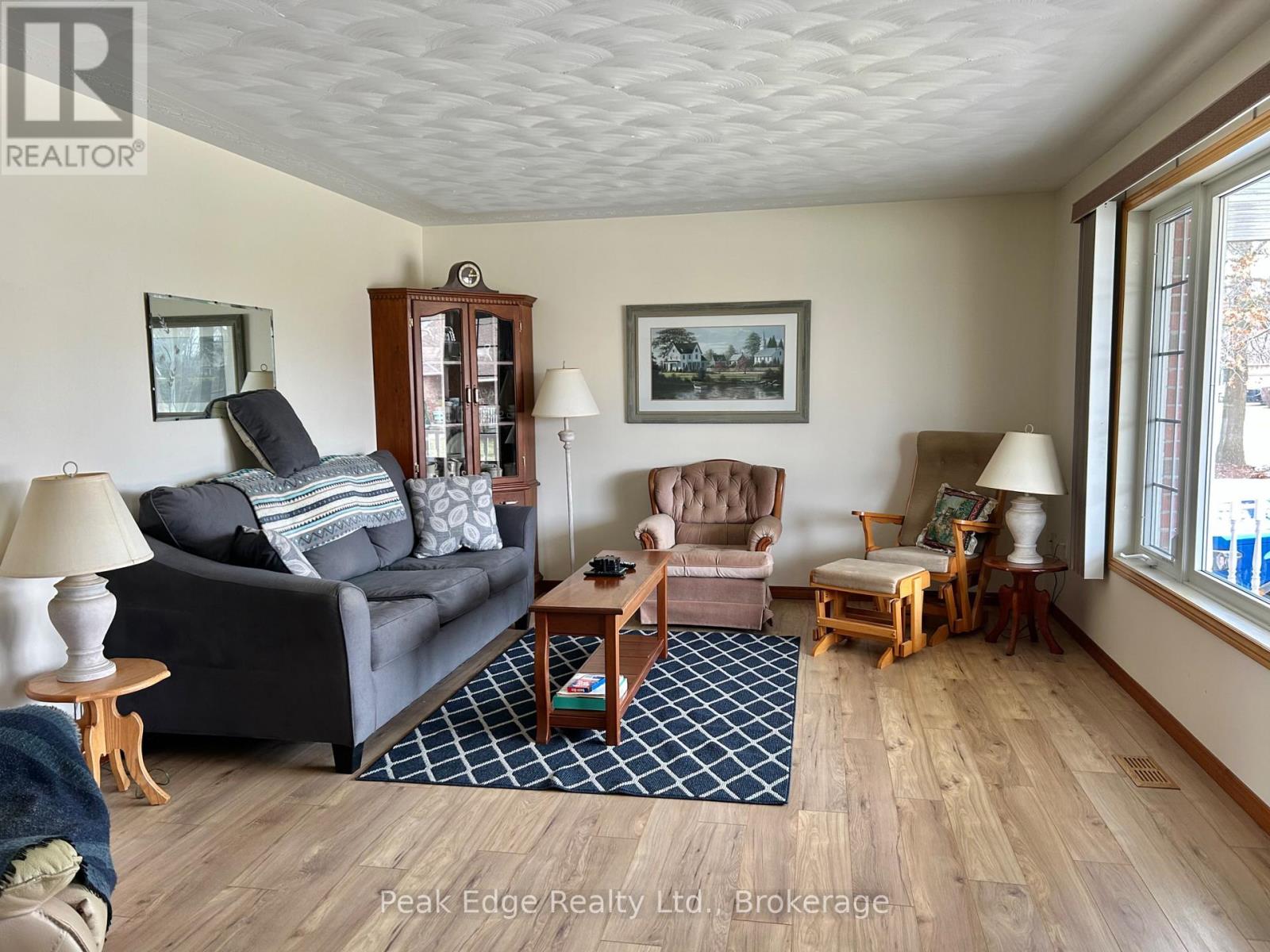 397 1st Street S, Hanover, Ontario  N4N 3T8 - Photo 13 - X12962328