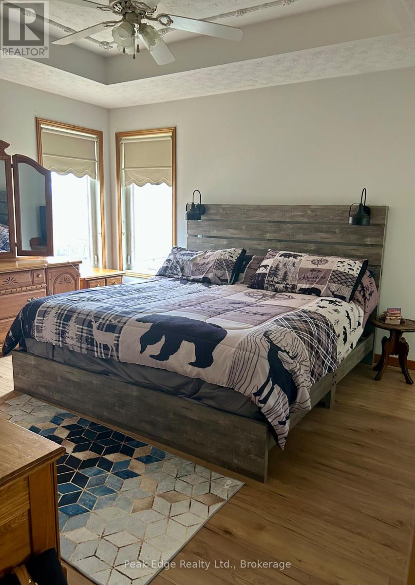 397 1st Street S, Hanover, Ontario  N4N 3T8 - Photo 16 - X12962328