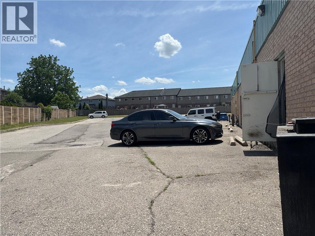 1050 Paramount Drive Unit# 13, Stoney Creek, Ontario  L8J 1P8 - Photo 36 - 40797319