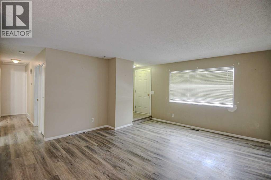 12120 Lake Michigan Road SE, Calgary, Alberta  T2J 3G3 - Photo 6 - A2298858