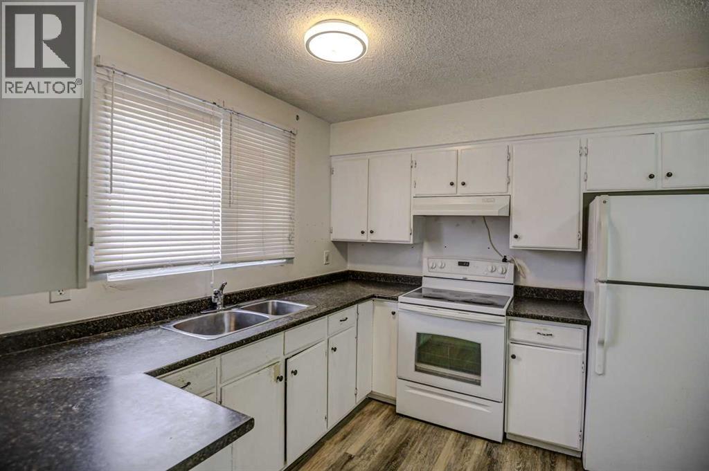 12120 Lake Michigan Road SE, Calgary, Alberta  T2J 3G3 - Photo 7 - A2298858