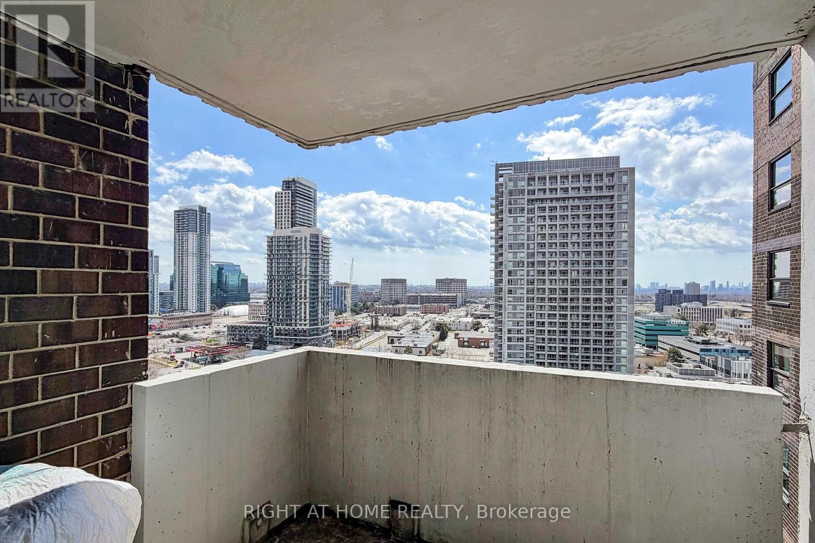 1807 - 1900 Sheppard Avenue E, Toronto, Ontario  M2J 4T4 - Photo 31 - C12962320