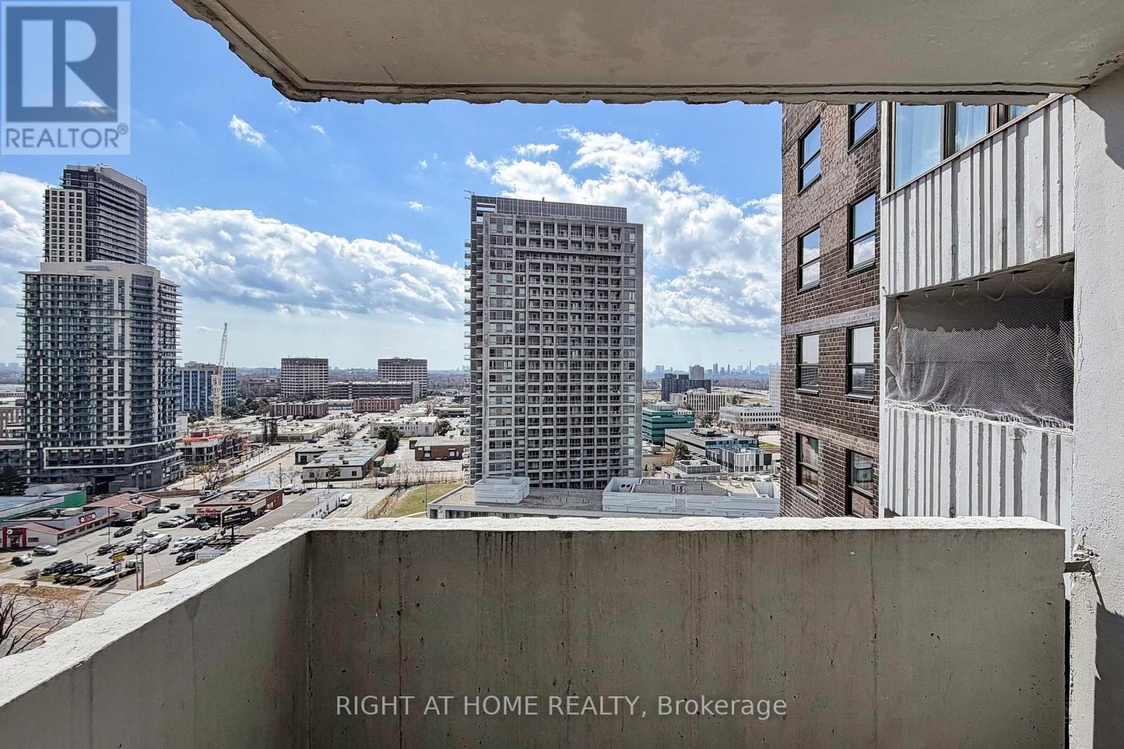 1807 - 1900 Sheppard Avenue E, Toronto, Ontario  M2J 4T4 - Photo 32 - C12962320