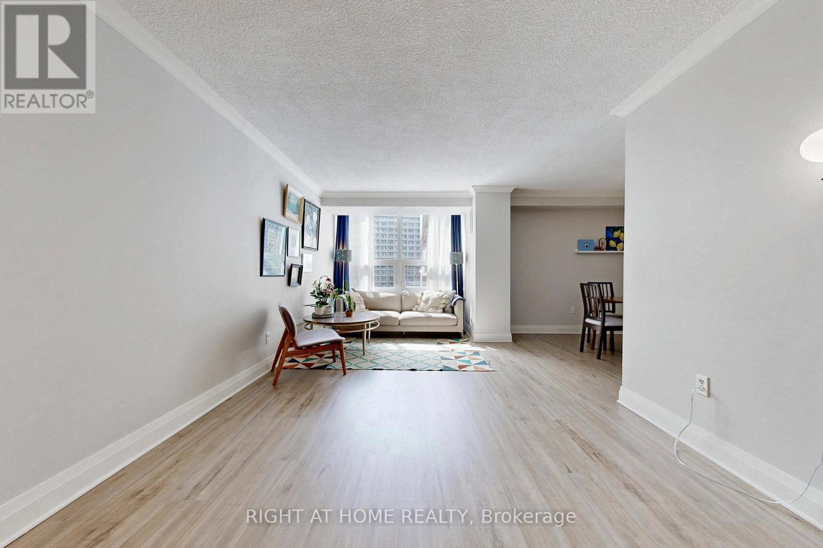 1807 - 1900 Sheppard Avenue E, Toronto, Ontario  M2J 4T4 - Photo 9 - C12962320