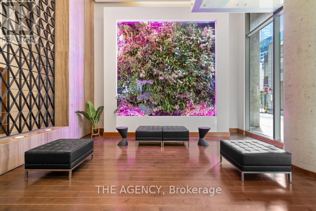 3305 - 8 Mercer Street, Toronto, Ontario  M5V 0C4 - Photo 6 - C12962366