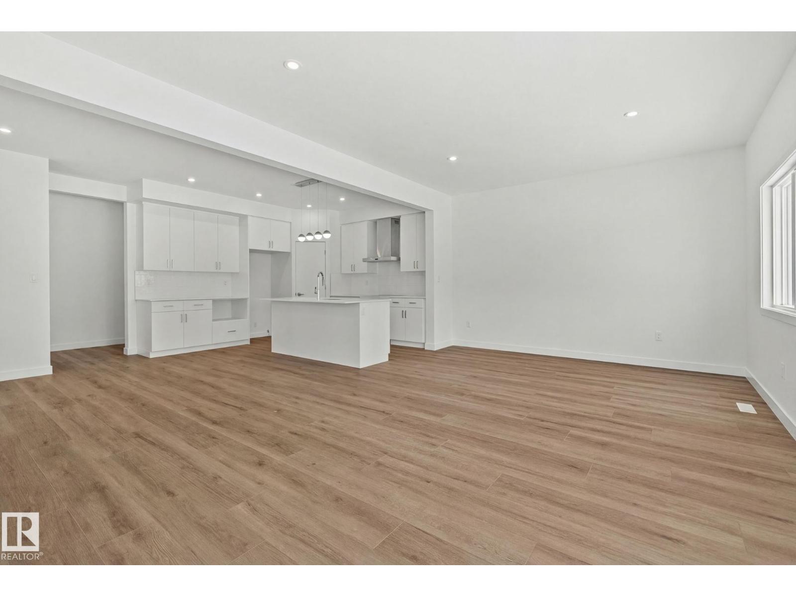 128 Royal Street, St. Albert, Alberta  T8N 8C9 - Photo 10 - E4480828