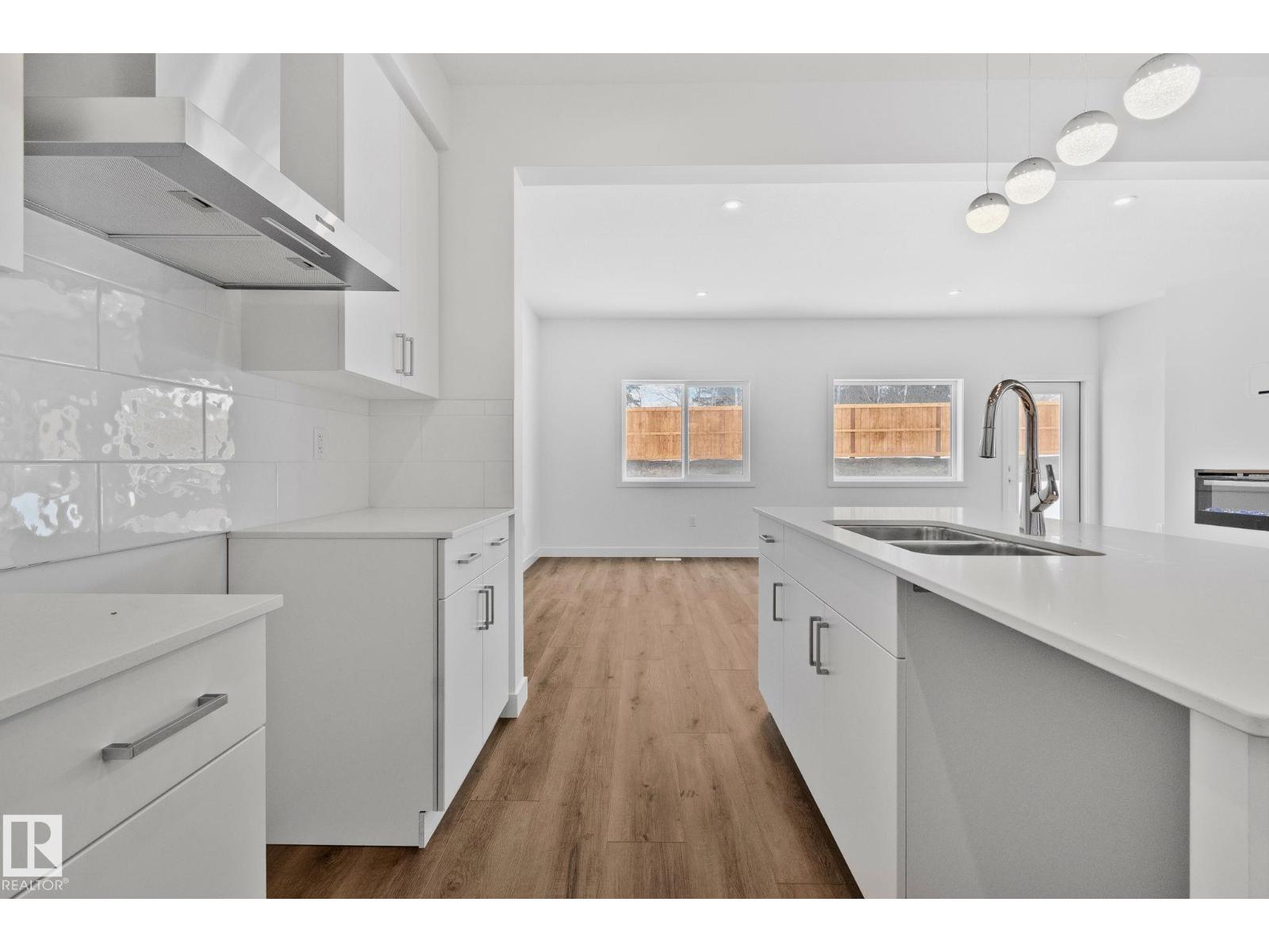 128 Royal Street, St. Albert, Alberta  T8N 8C9 - Photo 6 - E4480828