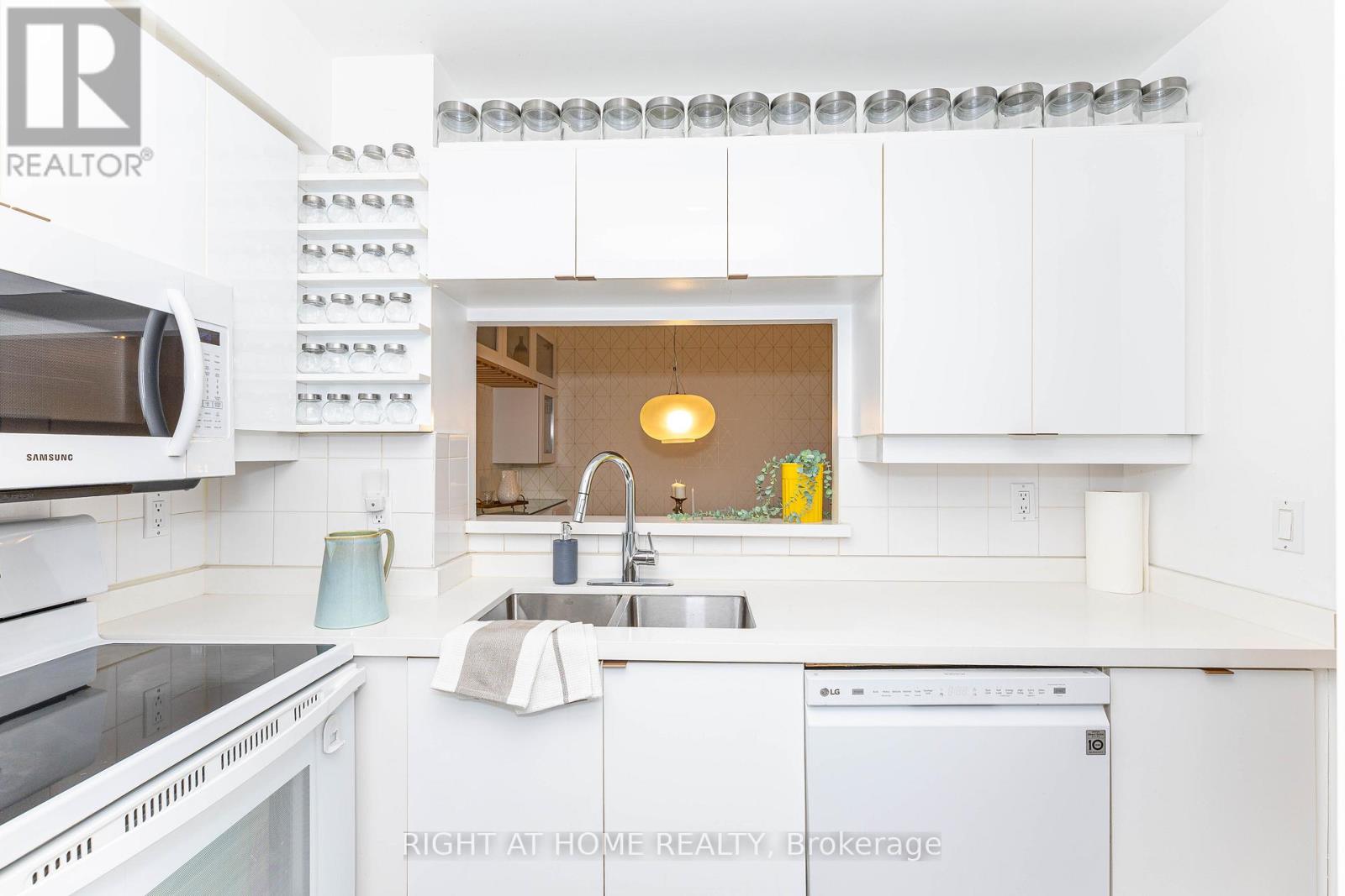 332 - 68 Corporate Drive, Toronto, Ontario  M1H 3H3 - Photo 8 - E12962312