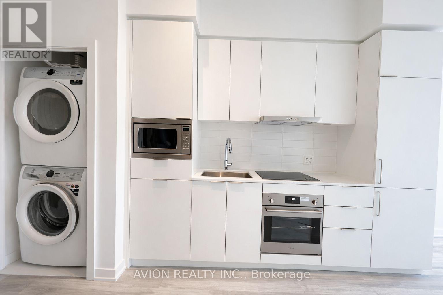 S811 - 8 Olympic Garden Drive, Toronto, Ontario  M2M 0B9 - Photo 3 - C12962230