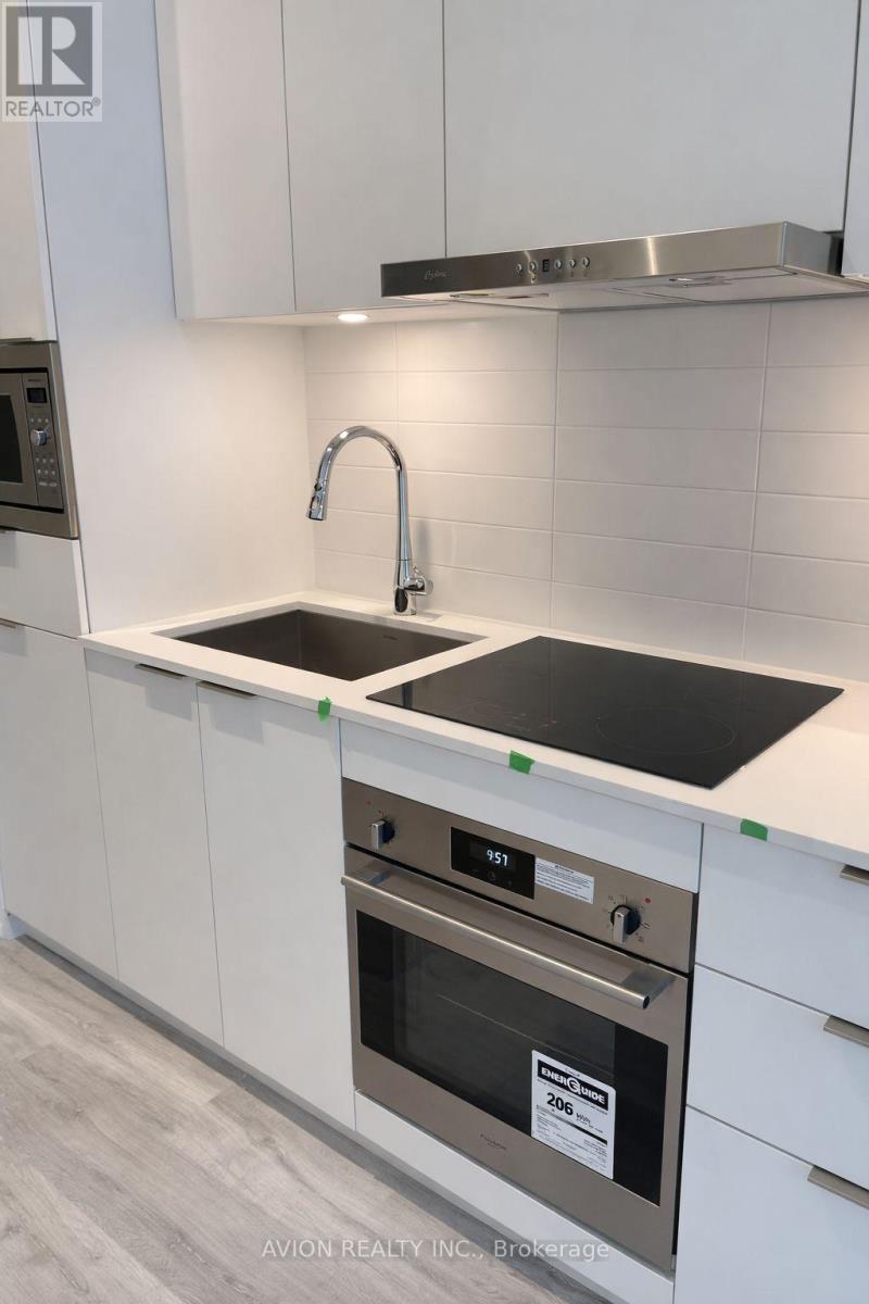 S811 - 8 Olympic Garden Drive, Toronto, Ontario  M2M 0B9 - Photo 5 - C12962230