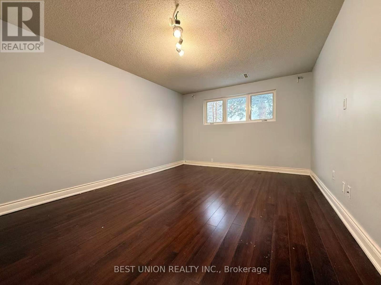 2636 Crystalburn Avenue, Mississauga, Ontario  L5B 2N8 - Photo 14 - W12962356