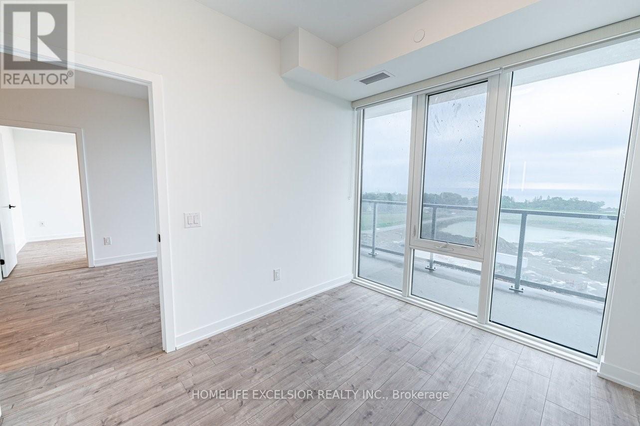 809 - 220 Missinnihe Way, Mississauga, Ontario  L5H 0A9 - Photo 4 - W12962370