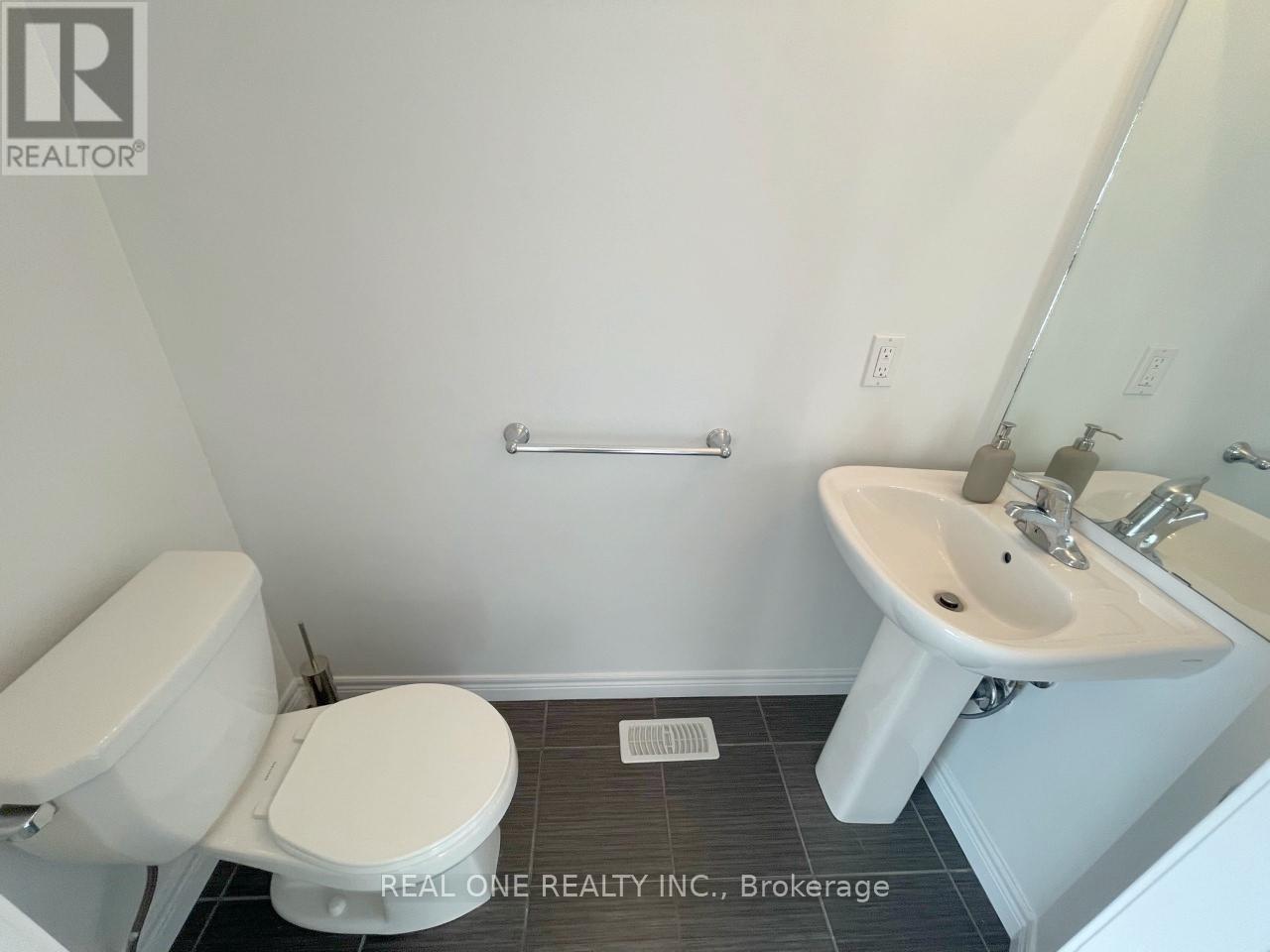 21 - 90 Raymond Road, Hamilton, Ontario  L9K 0J6 - Photo 7 - X12962344