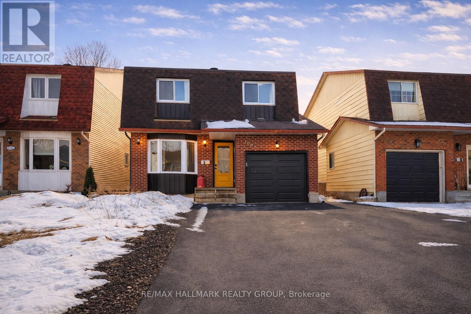 1091 BURGUNDY LANE, Ottawa, Ontario