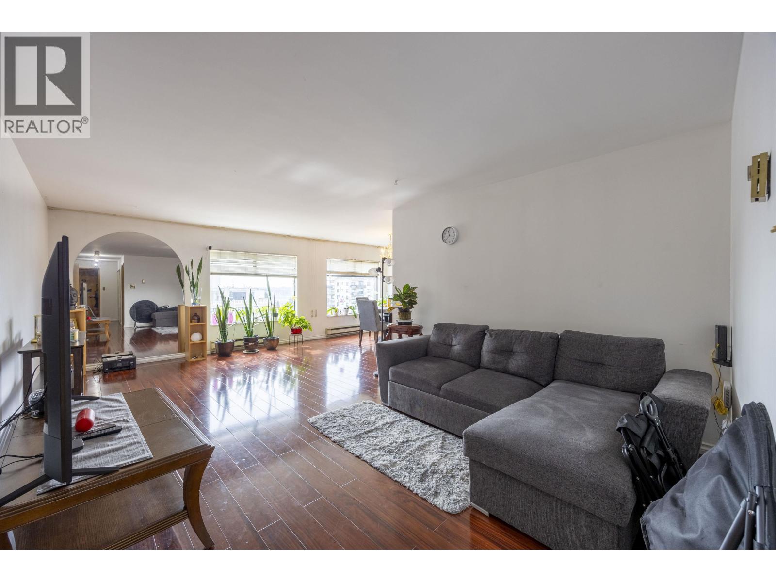 902 615 Belmont Street, New Westminster, British Columbia  V3M 6A1 - Photo 5 - R3107179