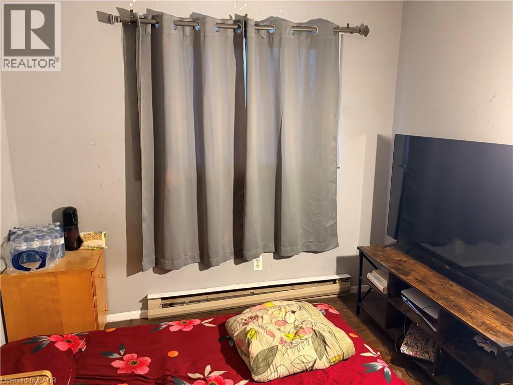 249 Cedarbrae Avenue Unit# 1, Waterloo, Ontario  N2L 4S8 - Photo 15 - 40817602