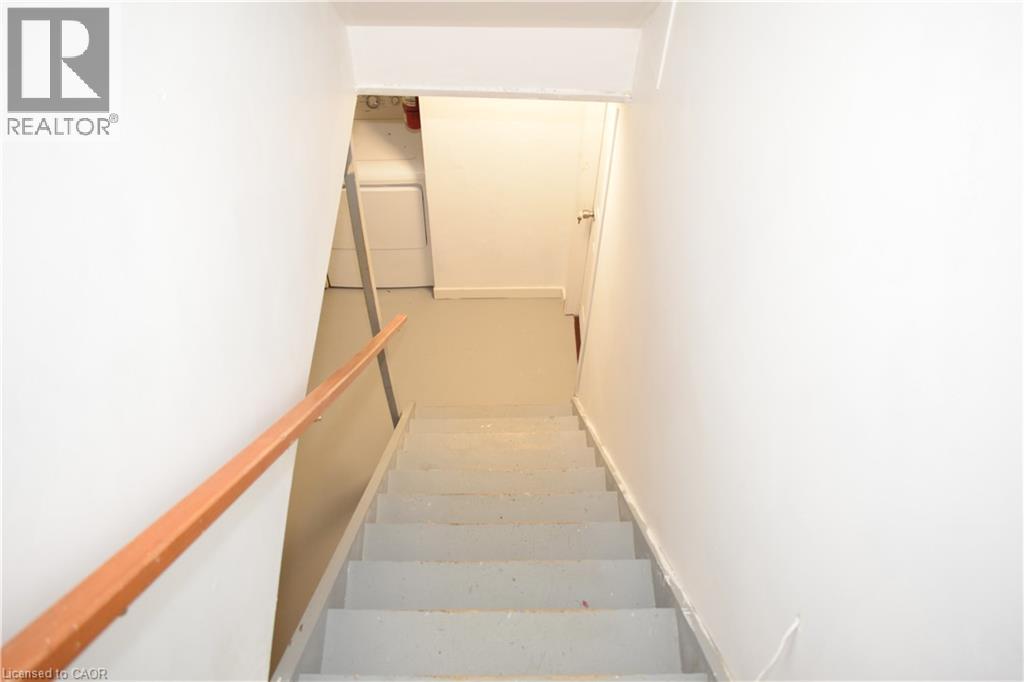 249 Cedarbrae Avenue Unit# 1, Waterloo, Ontario  N2L 4S8 - Photo 22 - 40817602