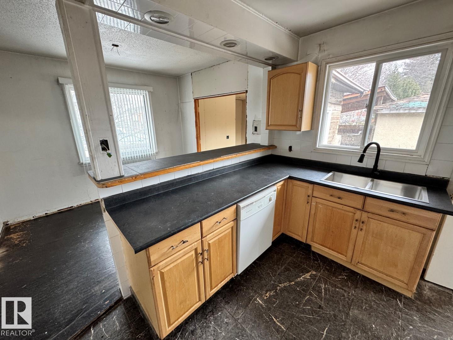 Unknown Address, ,     - Photo 12 - E4480829