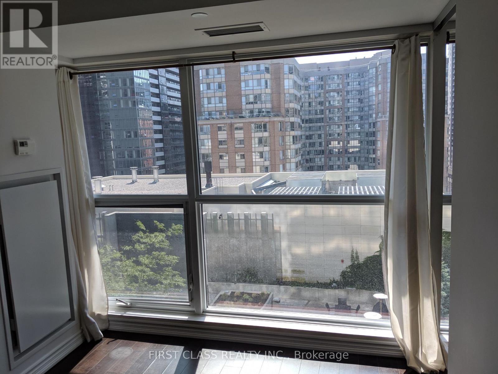 820 - 386 Yonge Street, Toronto, Ontario  M5B 0A5 - Photo 9 - C12962372