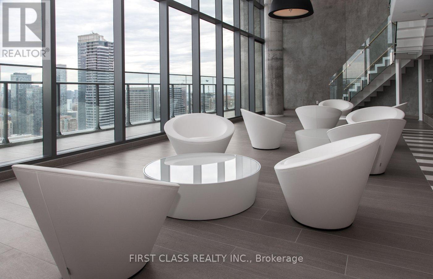 703 - 45 Charles Street E, Toronto, Ontario  M4Y 0B8 - Photo 5 - C12962380