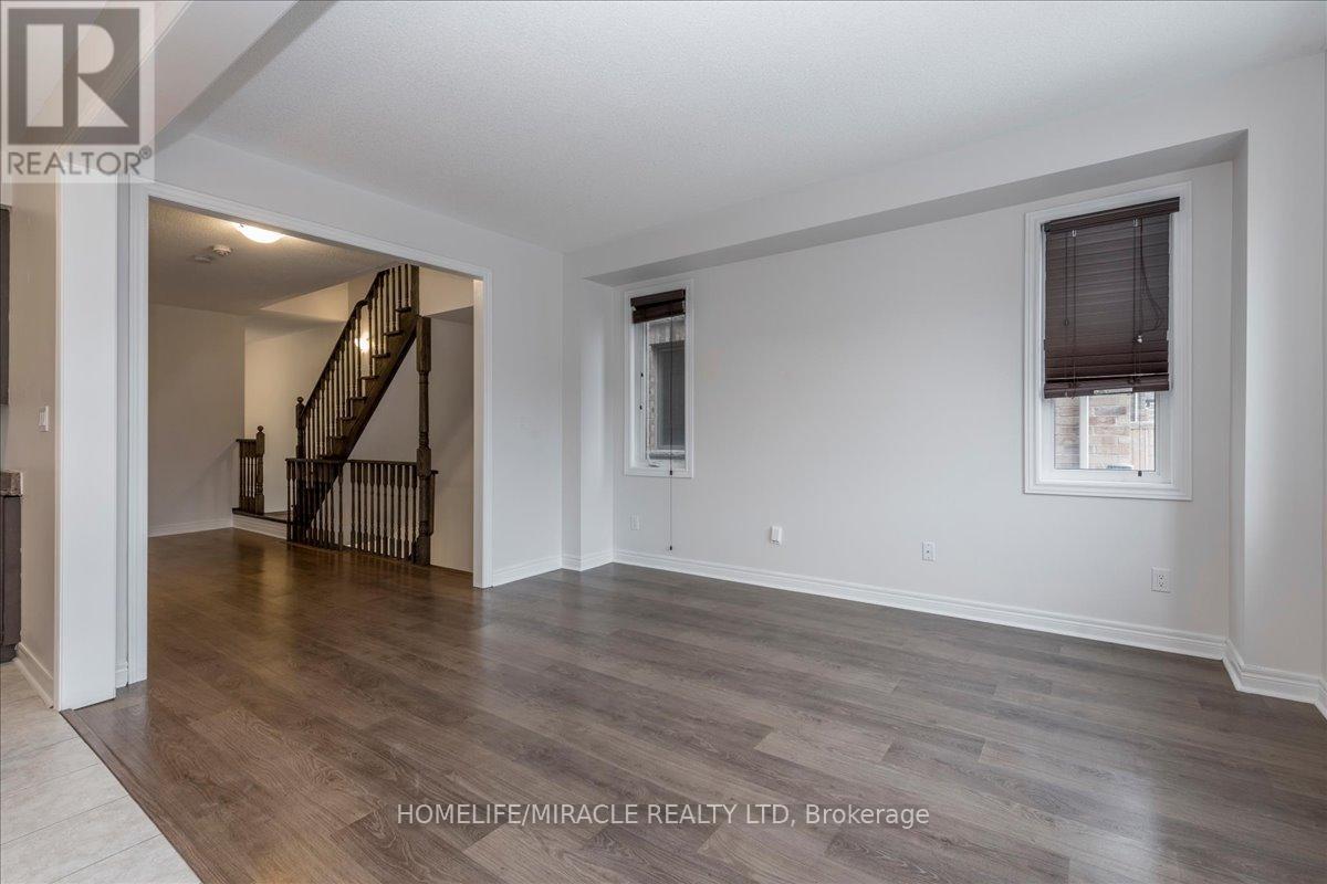 73 Sutcliffe Way, New Tecumseth, Ontario  L9R 0N8 - Photo 12 - N12962386