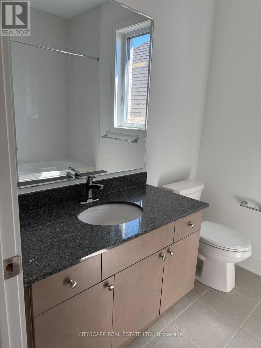 38 Suzuki Street, Barrie, Ontario  L9J 0Y8 - Photo 13 - S12962376