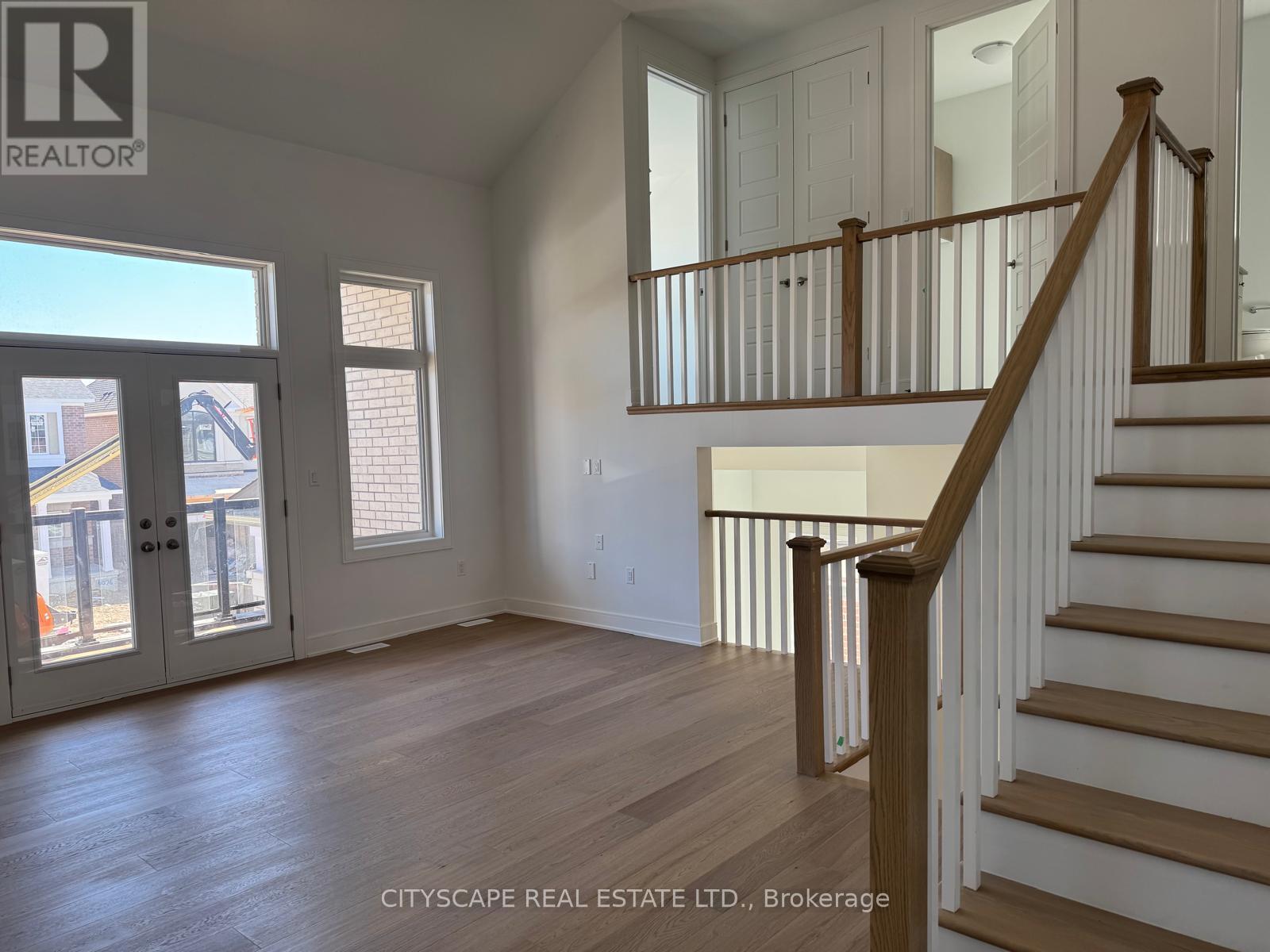 38 Suzuki Street, Barrie, Ontario  L9J 0Y8 - Photo 9 - S12962376